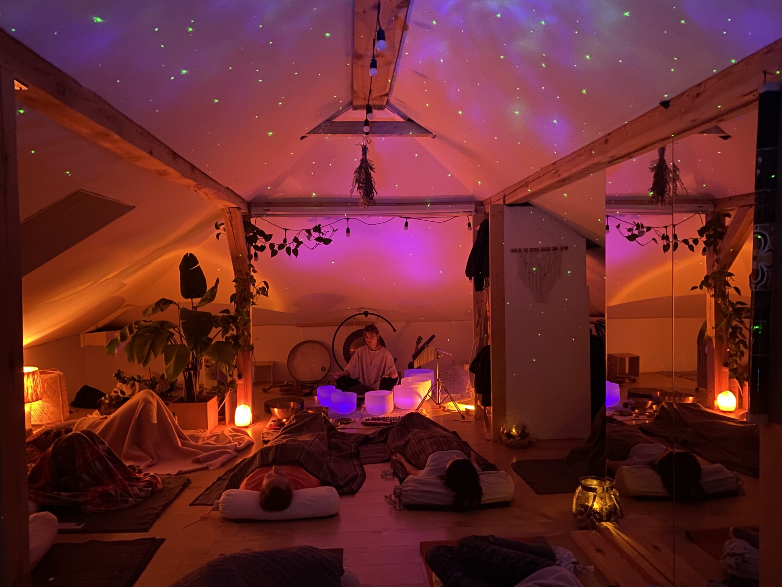 WALENTYNKOWY KONCERT RELAKSACYJNY 15.02.2026 w studiu 9 Planeta Joga <3